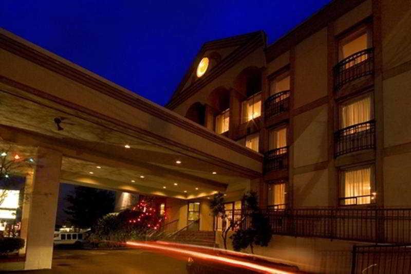 Executive Inn Express Vancouver Airport Ричмонд Екстер'єр фото