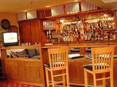 Executive Inn Express Vancouver Airport Ричмонд Ресторан фото
